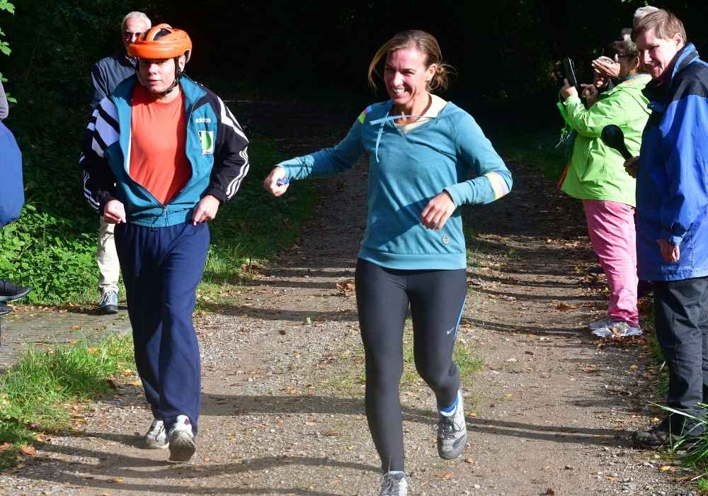 Menschen beim Laufen , Sport für Menschen mit Behinderung